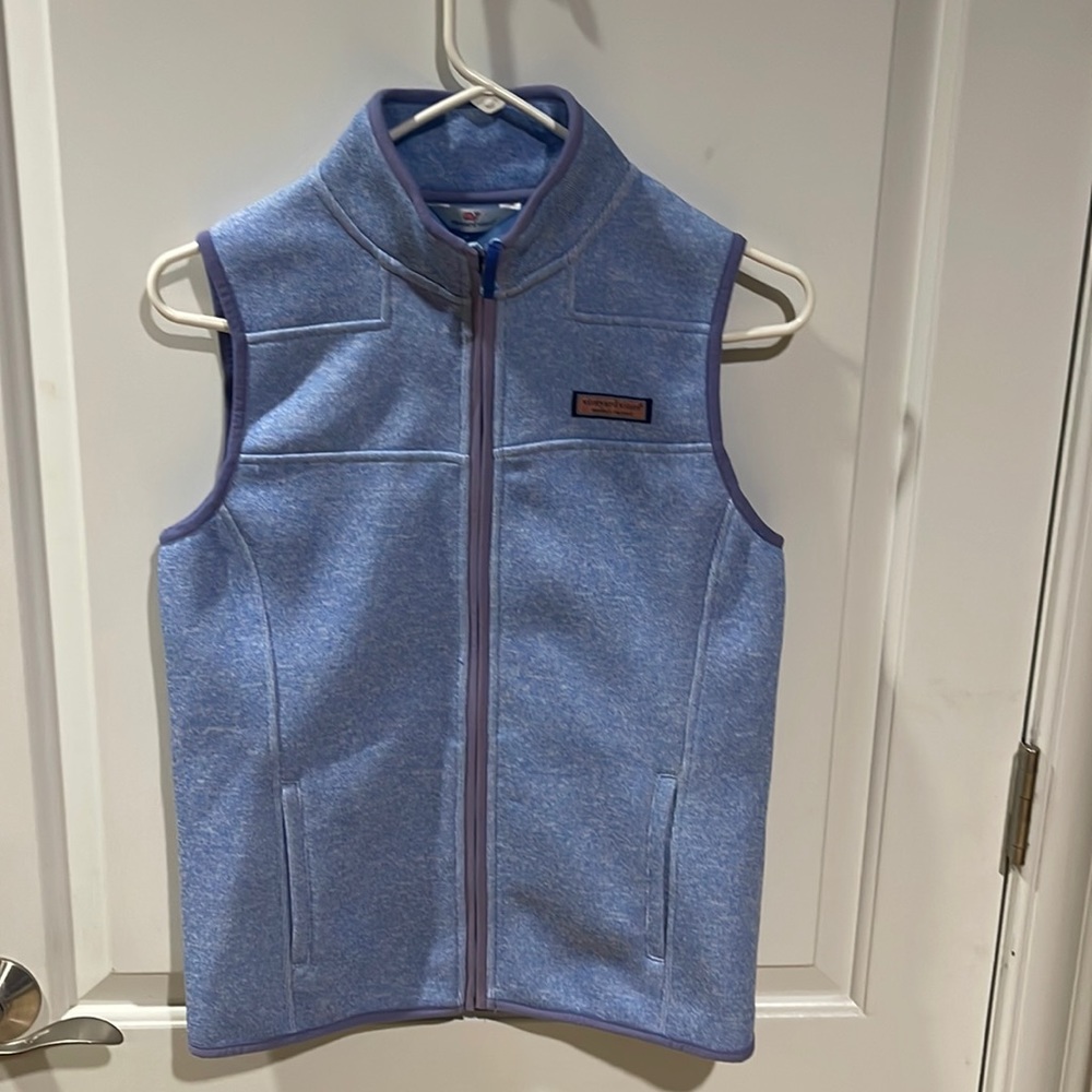 Vineyard Vine  knit vest